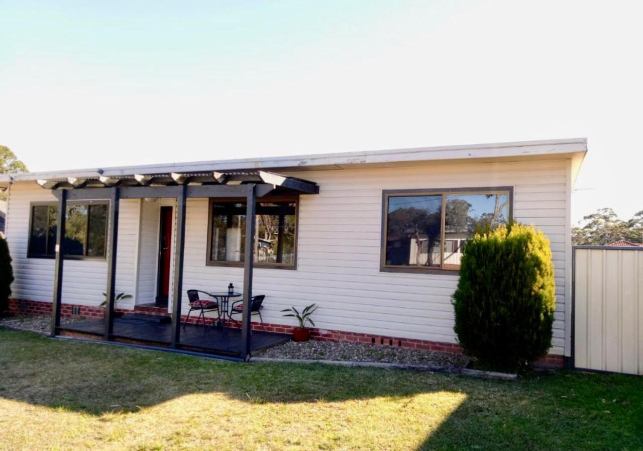 The Husky House Or Little Husky Studio Suite Huskisson Buitenkant foto